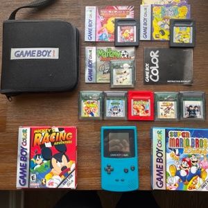 Gameboy Color LOT WITH 10 GAMES + CASE